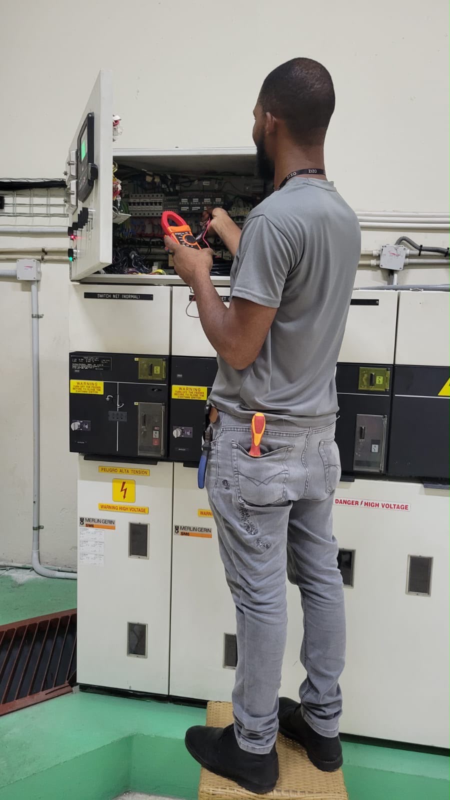 Estel - Electrical & Plumbing installation — Image 12